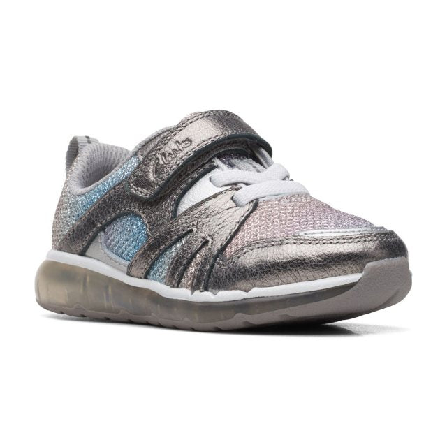 Παπούτσια Clarks
