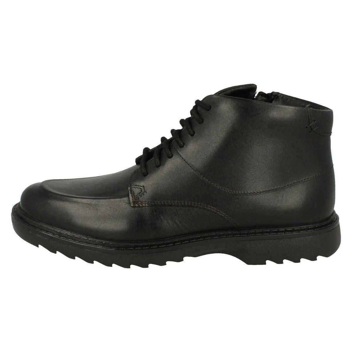 Παπούτσια Clarks
