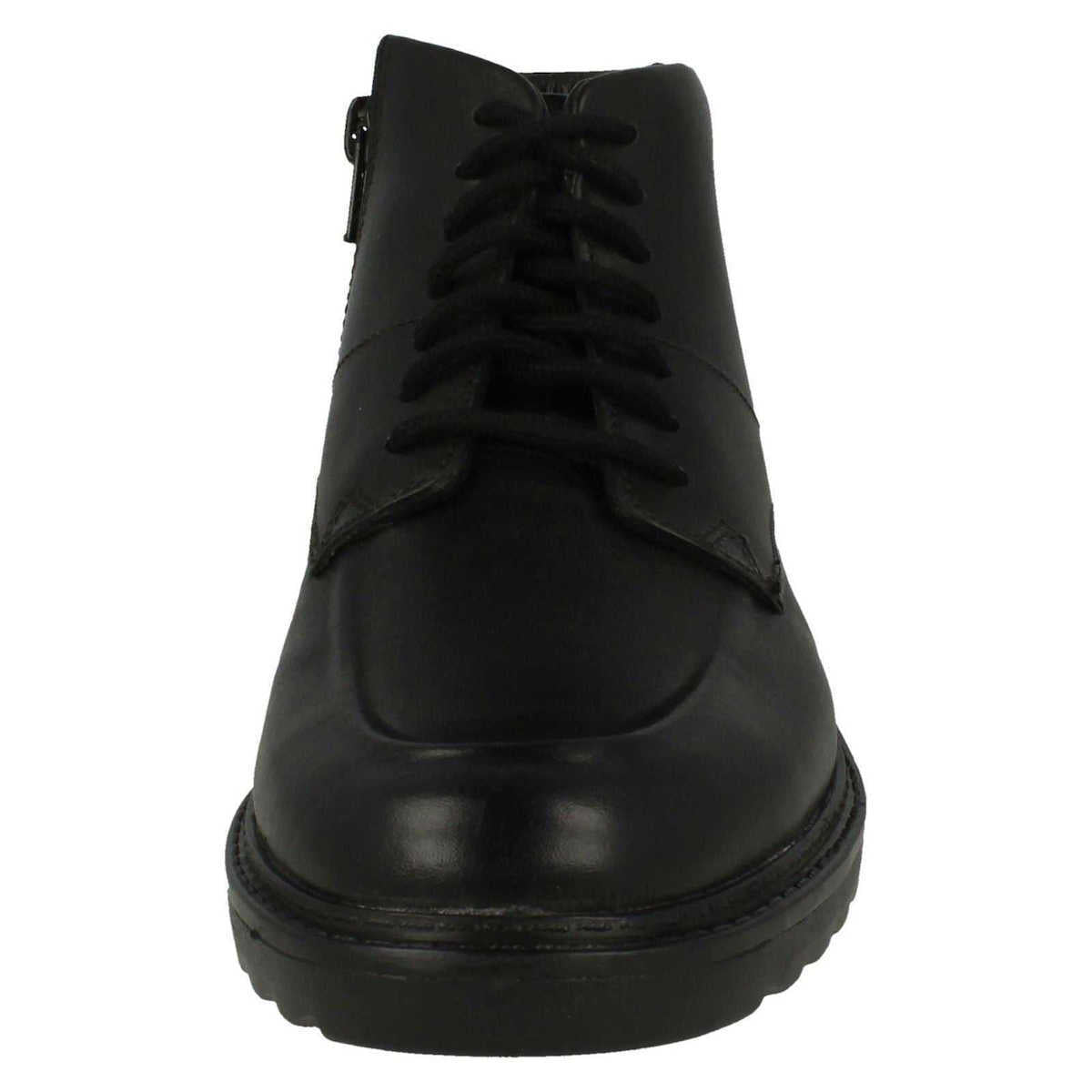 Παπούτσια Clarks