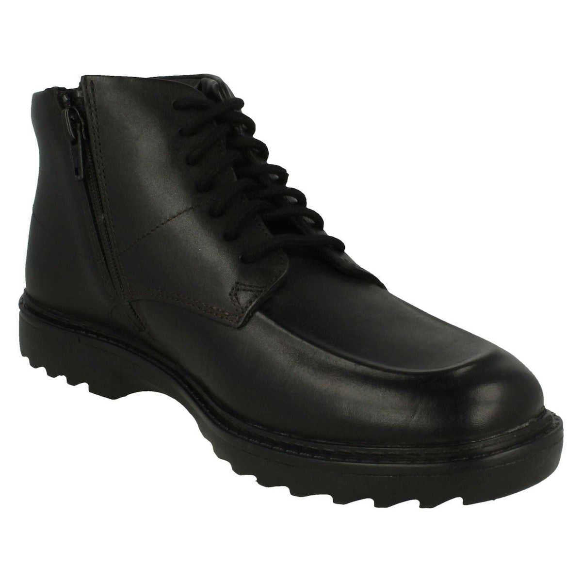Παπούτσια Clarks