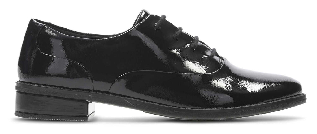 Παπούτσια Clarks