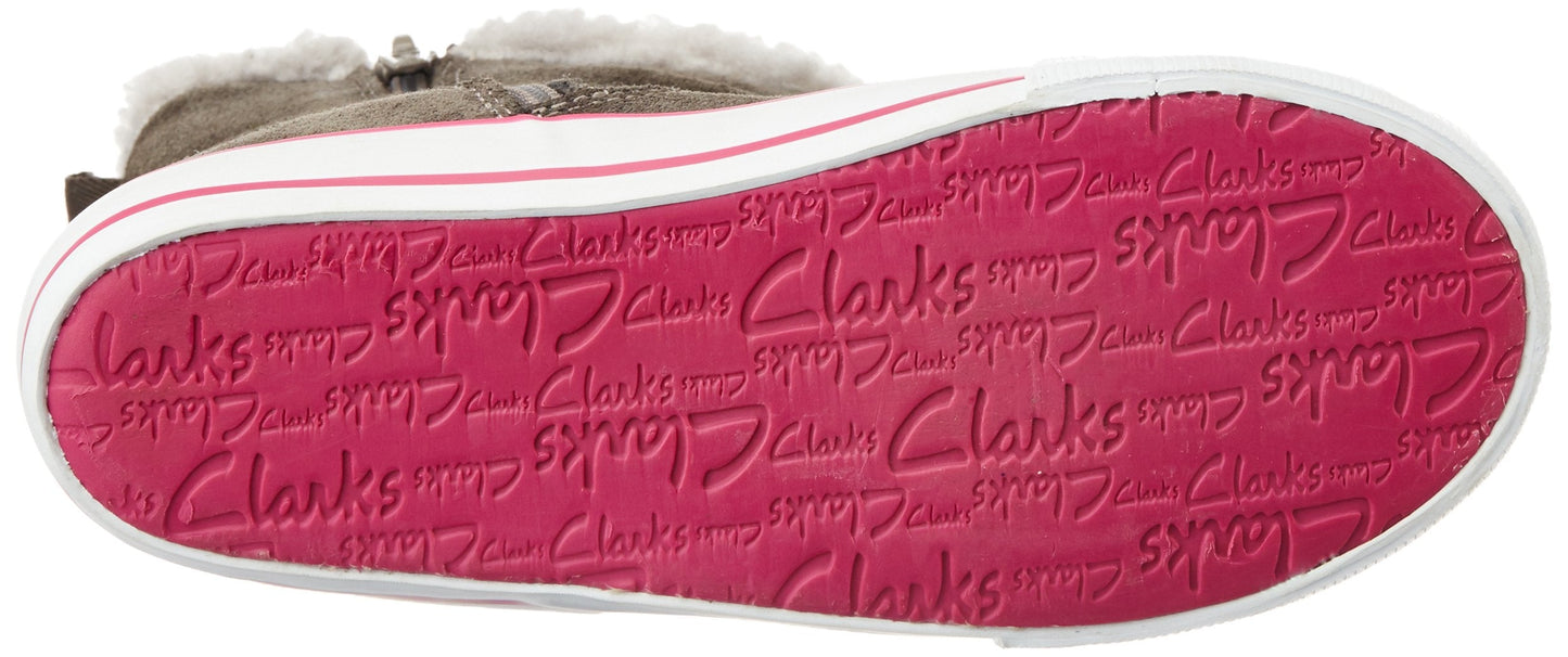 Παπούτσια Clarks