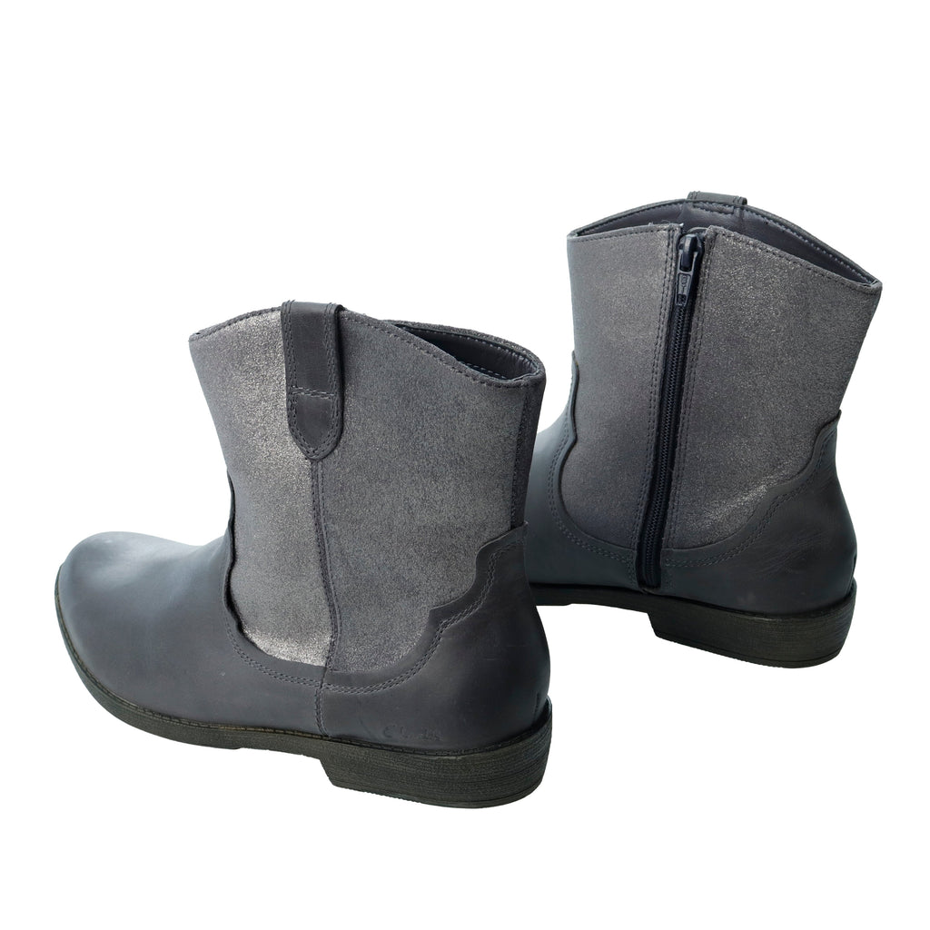 Παπούτσια Clarks