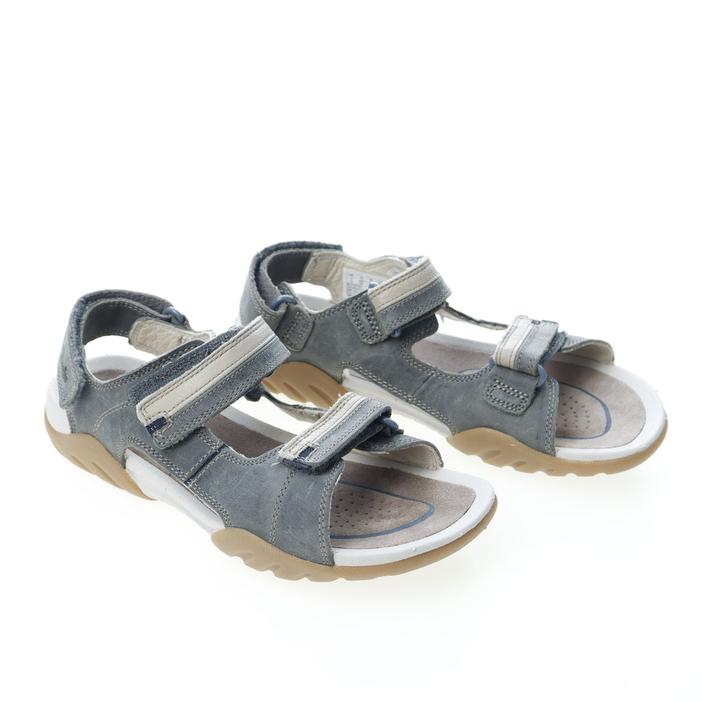 Πέδιλα Clarks