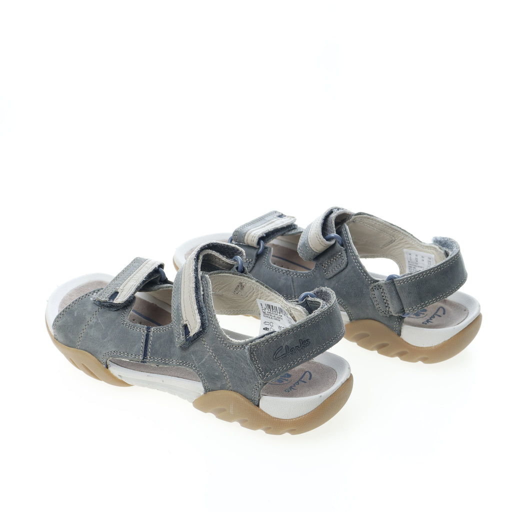 Πέδιλα Clarks