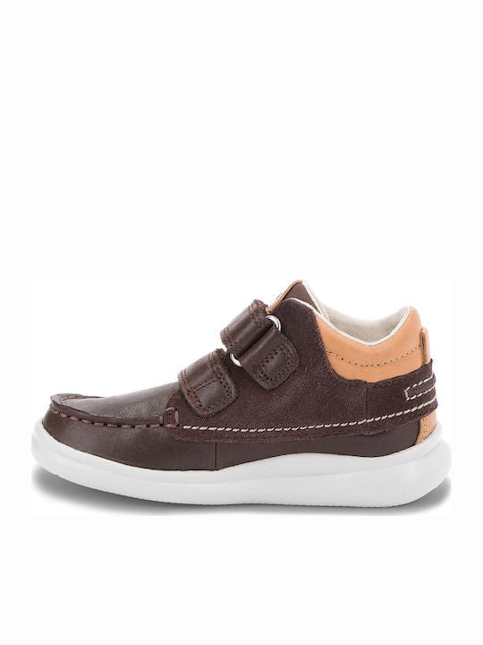Παπούτσια Clarks