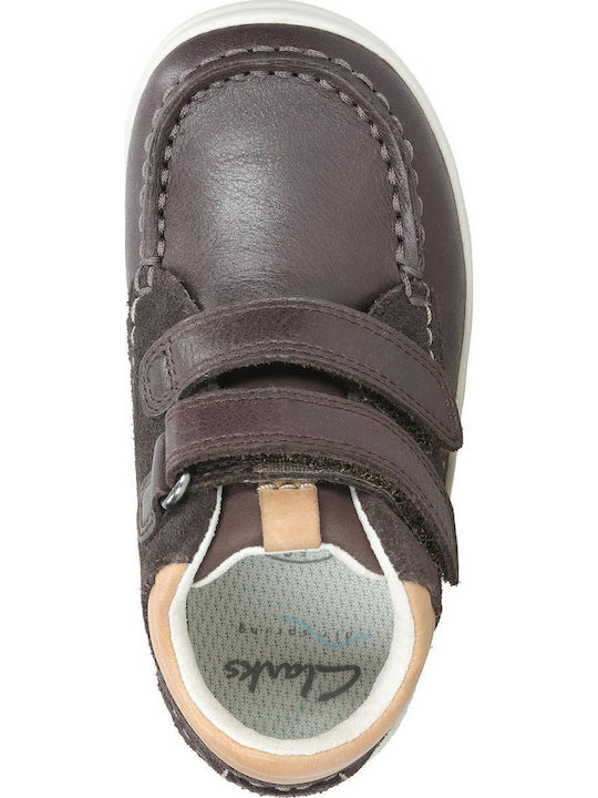 Παπούτσια Clarks