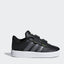 Παπούτσια Adidas