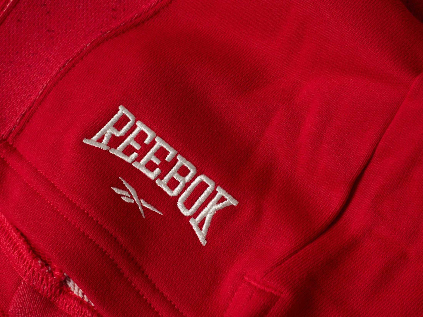 Σορτς Reebok