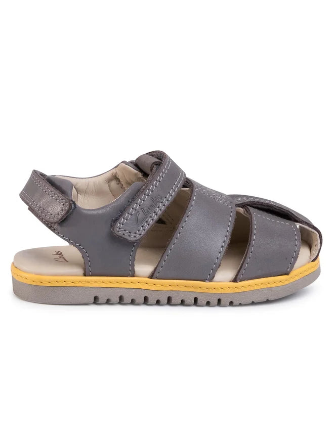 Πέδιλα Clarks